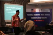 Kedubes AS dan FIB UI Gelar Pelatihan Bahasa Inggris bagi Guru SD