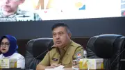 Kemendagri Minta Bulog Percepat Distribusi Minyak Goreng ke Papua