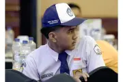 Kisah Ikhsan Nyaris Putus Sekolah Demi Jualan Ayam Goreng, Kini Dapat PIP