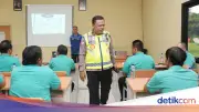 Korlantas Polri Latih Pengemudi Taksi di ISDC Serpong untuk Keselamatan Jalan