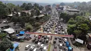 Long Weekend, Jalur Puncak Padat, One Way Diberlakukan Pagi Ini