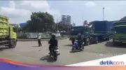 Macet Parah di Cilincing Akibat Padatnya Akses KBN Marunda