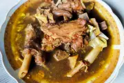 Manfaat Kaldu Tulang Sapi: Harta Karun Nutrisi dari Sisa Kurban