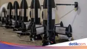 Memanas, Drone Ukraina Hantam Kapal Tanker dan Depot Minyak di Rusia