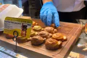 Mencicipi Butter Tteok Bentuk Beruang di Jakarta, Ada 4 Varian Rasa