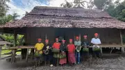 Menembus Medan Berat Demi Kurban Warga Kepulauan Maluku
