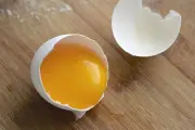 Mitos Kuning Telur Tingkatkan Kolesterol, Ini Faktanya