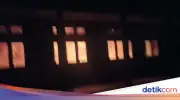 OPM Bakar SMPN Yahukimo Usai Bunuh 10 Pendulang Emas