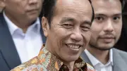 PDIP Harap Jokowi Tunjukkan Ijazah Saat Blusukan ke Daerah