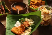 Pecel Masuk Daftar Salad Terbaik Dunia Versi Taste Atlas