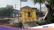 Penutupan Perlintasan KA Ilegal di Tebet untuk Keselamatan