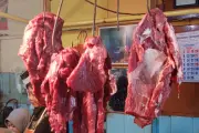Perbandingan Gizi Daging Sapi, Kambing, dan Unta: Mana Paling Sehat?