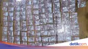 Polres Serang Tangkap Pemuda Bawa 112 Paket Sabu, Modus Sembunyi di Lemari