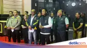 Polri Amankan 321 WNA di Markas Judol Hayam Wuruk, Situasi Gedung Tak Terduga