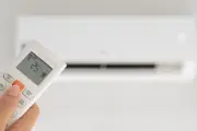 Remote AC Tidak Berfungsi? Ini 5 Penyebab Umum dan Solusinya
