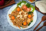 Resep Bihun Goreng Jawa Manis Gurih dengan Aroma Bawang Khas