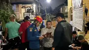 Rumah di Bantaran Ciliwung Nyaris Ambruk, Motor Terbawa Longsor