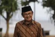 Rupiah Tembus Rp 17.598 per Dollar AS, Melemah 0,4 Persen