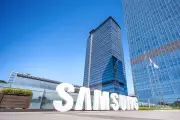Samsung Tanggapi Gugatan Dua Lipa soal Foto di Kardus TV Rp 245 M