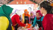 Sandiaga Uno Berdayakan Ibu Rumah Tangga Lewat Pelatihan Keterampilan dan Pemasaran Digital