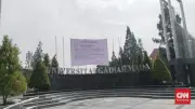 Spanduk 'Surat Permohonan Maaf' Terpasang di Gerbang UGM, Ini Klarifikasinya