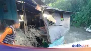 Tebing Sungai Longsor di Bogor, Dua Rumah Warga Rusak Parah