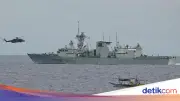 Tegang, China Usir Kapal Perang Belanda di Laut China Selatan