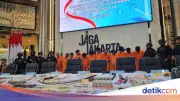 Tim Pemburu Begal PMJ Sita Ratusan Barang Bukti, Termasuk 8 Senpi