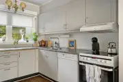 Tips Membersihkan Noda Lemak dan Minyak Mem bandel di Dapur Usai Idul Adha