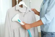 Tips Pakai Setrika Uap Agar Kain Tidak Rusak dan Awet