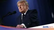 Trump Absen di Pernikahan Putra, AS Pertimbangkan Serangan ke Iran