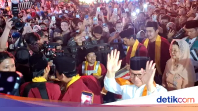 Pramono-Rano Hadiri Puncak HUT DKI ke-499, Diiringi Tanjidor