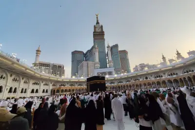 Arab Saudi Alami Hujan dan Badai Petir hingga Jumat