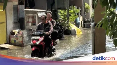 Biang Kerok Banjir Kepung Surabaya Saat Musim Kemarau