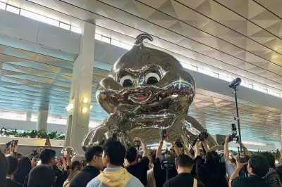 Butter Baby Buka Gerai Kelima di Bandara Soekarno-Hatta, Patung Krom 8 Meter Jadi Ikon