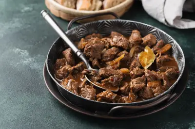 Daging Masak Habang: Rendang Khas Banjar dari Kalimantan Selatan