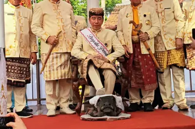 Gelar Adat Jokowi: Simbol Budaya vs Kontroversi Publik