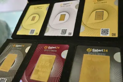 Harga Emas Hari Ini Turun: UBS, Antam, Galeri24 Melemah
