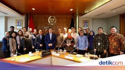 Ibas Tekankan Akuntabilitas Merah Putih Bond di Forum MPR