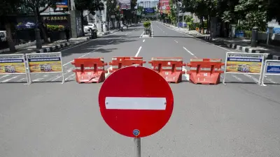 Jalan Lenteng Agung Arah Depok Ditutup, Ini Rute Alternatifnya