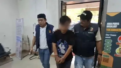 Jambret Spesialis Anak Pegang HP Dibekuk Polisi di Jakarta