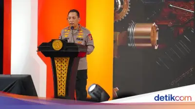 Kapolri Naikkan Pangkat 87 Perwira Tinggi, 4 Personel Resmi Sandang Komjen