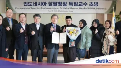 Kepala BPJPH Raih Gelar Profesor Kehormatan dari Silla University Korea Selatan