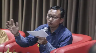 Ketua YLBHI M. Isnur Diperiksa Polisi Terkait Kasus Air Keras Andrie Yunus