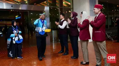 Kloter Pertama Jemaah Haji Embarkasi Pondok Gede Tiba di Tanah Air