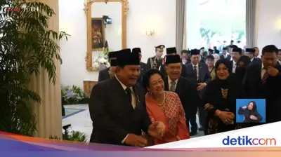 Momen Hangat Prabowo dan Megawati Bergandengan Tangan di Hari Lahir Pancasila
