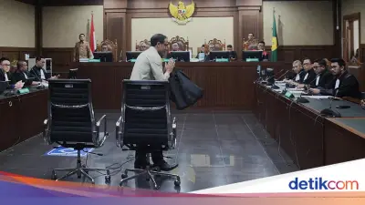 Nadiem Akui Pilih Chromebook di Rapat 6 Mei 2020, Jaksa: Itu Melanggar Perpres