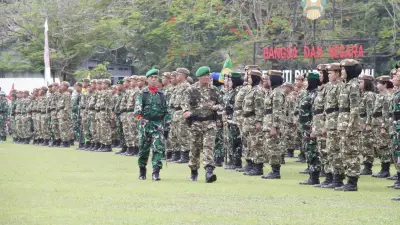 Pelatih TNI Beri Hukuman Fisik Peserta Latsarmil SPPI yang Terlambat Apel