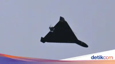 Pilot F-15 AS Kaget Lihat Drone Iran Bentuk Formasi Ubur-ubur