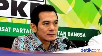 PKB Tanggapi Prabowo soal Demo Dibayar: Evaluasi Kebijakan Lebih Penting